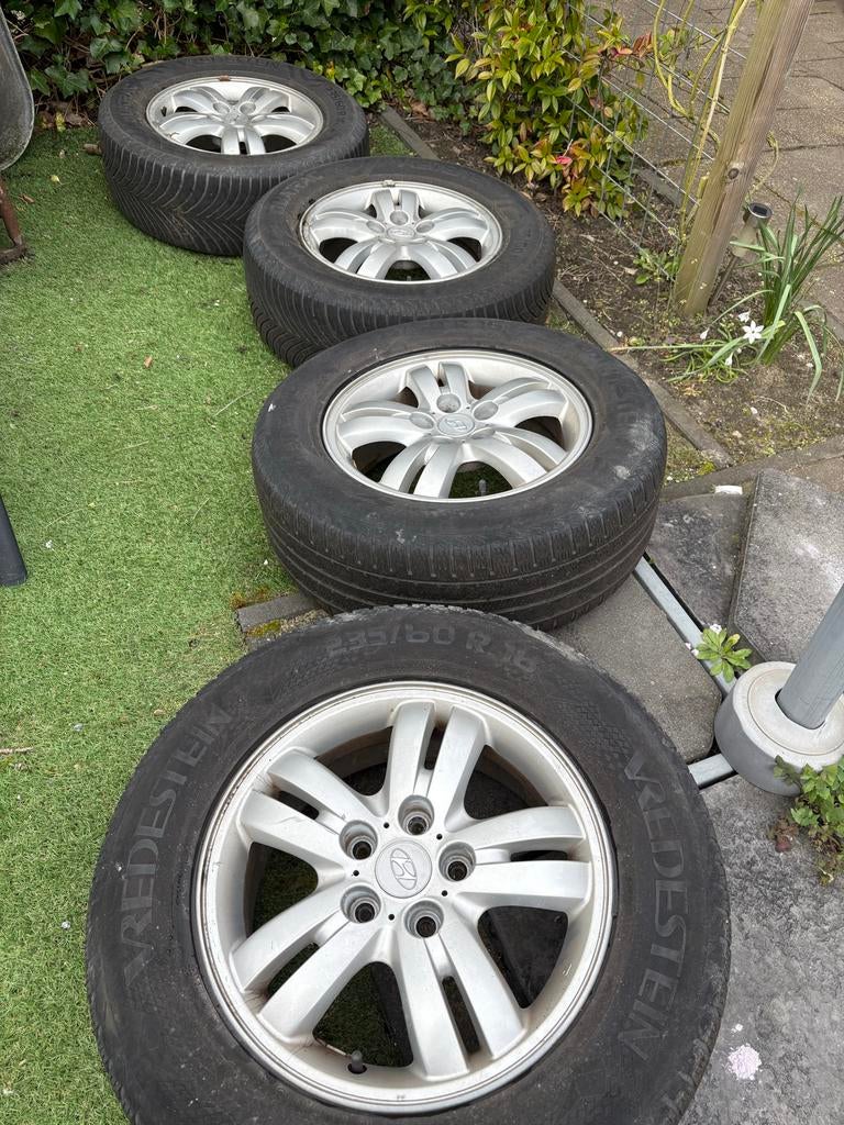 Lichtmetalen velgen met banden Hyundai Tucson, Auto-onderdelen, Banden en Velgen, Ophalen, Gebruikt, 16 inch, Banden en Velgen