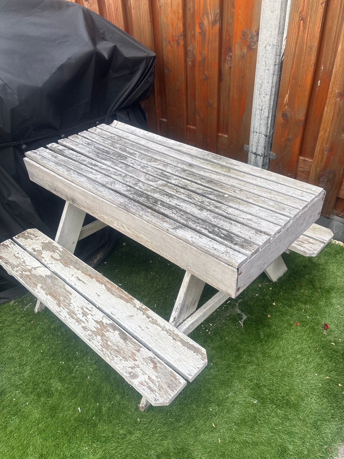 Gratis ophalen zand picknicktafel, Zo goed als nieuw, Rechthoekig, Hout, Ophalen