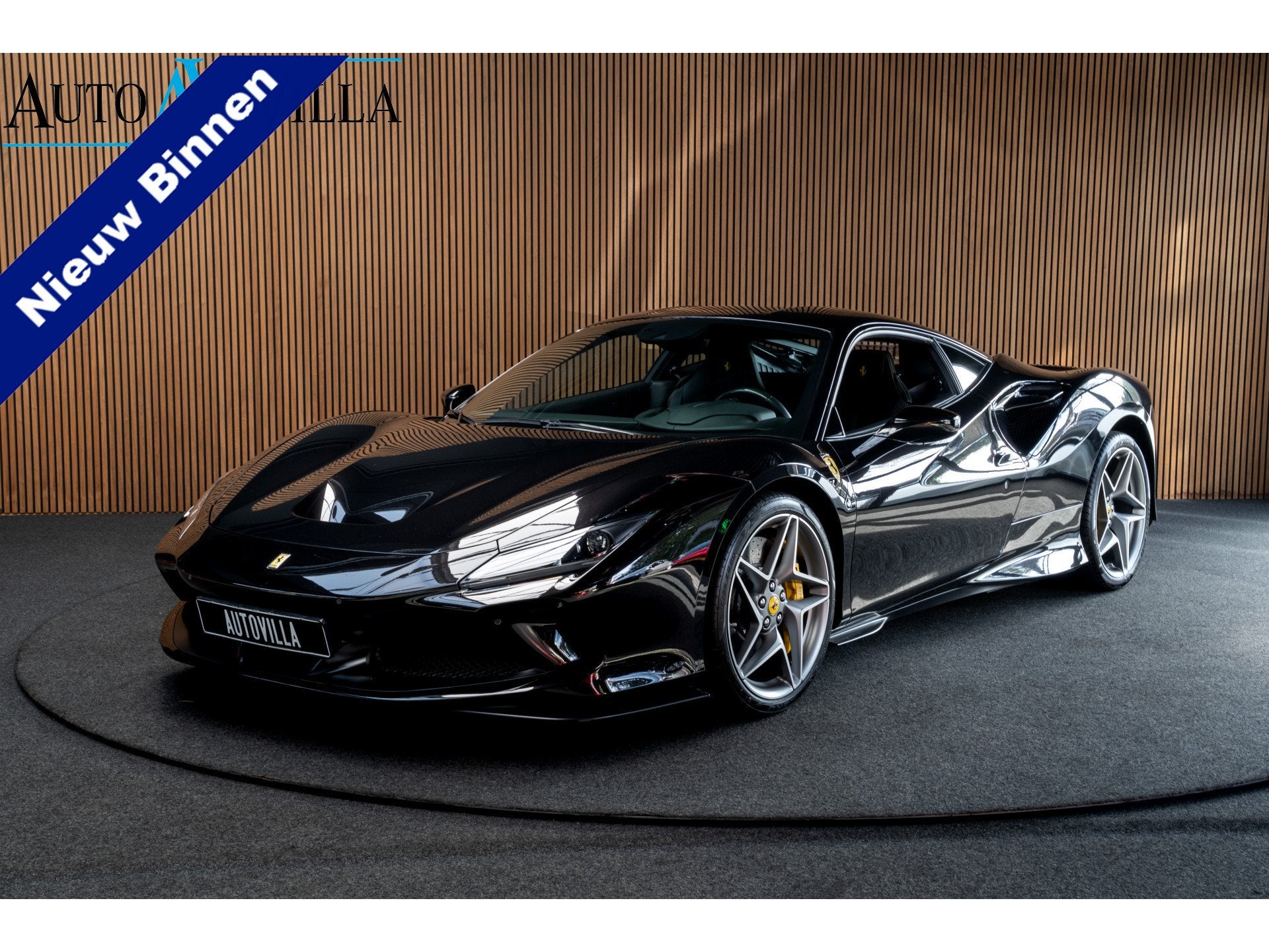 Ferrari F8 Tributo 3.9 V8 HELE (bj 2020, automaat), Auto's, Automaat, Dealer onderhouden, Achterwielaandrijving, Gebruikt