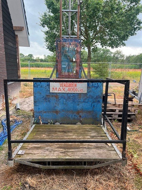 bouwlift, Ophalen
