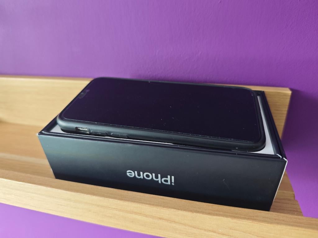 IPhone 11 Pro - 80 euro, Gebruikt, Wit, 64 GB, Zonder simlock