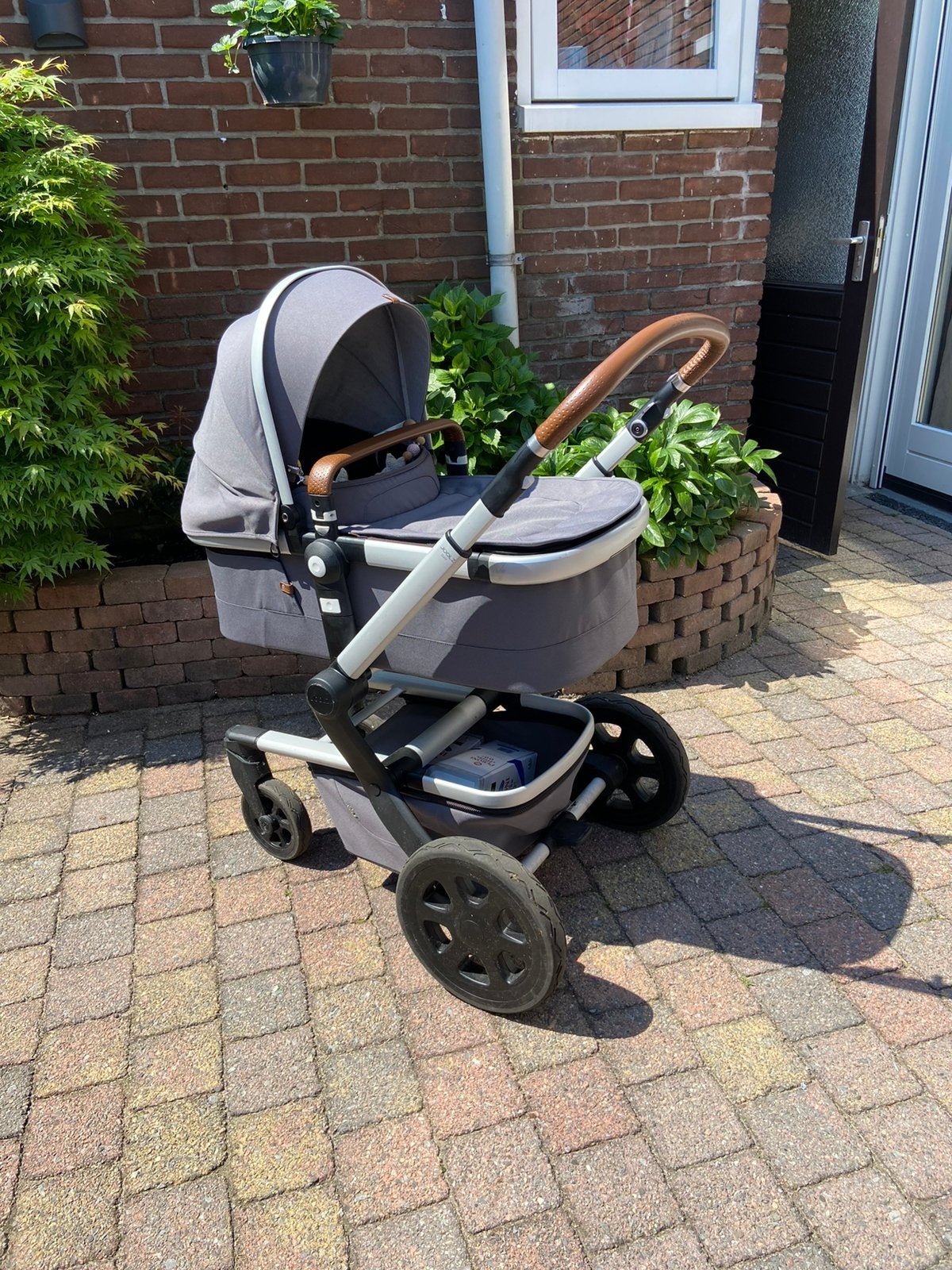 Zeer nette Joolz day 3 hybrid, Kinderen en Baby's, Kinderwagens en Combinaties, Zo goed als nieuw, Verstelbare duwstang, Ophalen