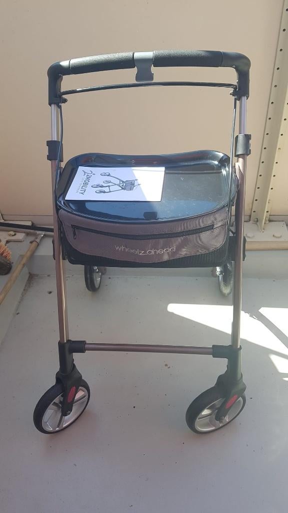 indoor Wheelzahead rollator, Diversen, Rollators, Ophalen, Opvouwbaar, Zo goed als nieuw