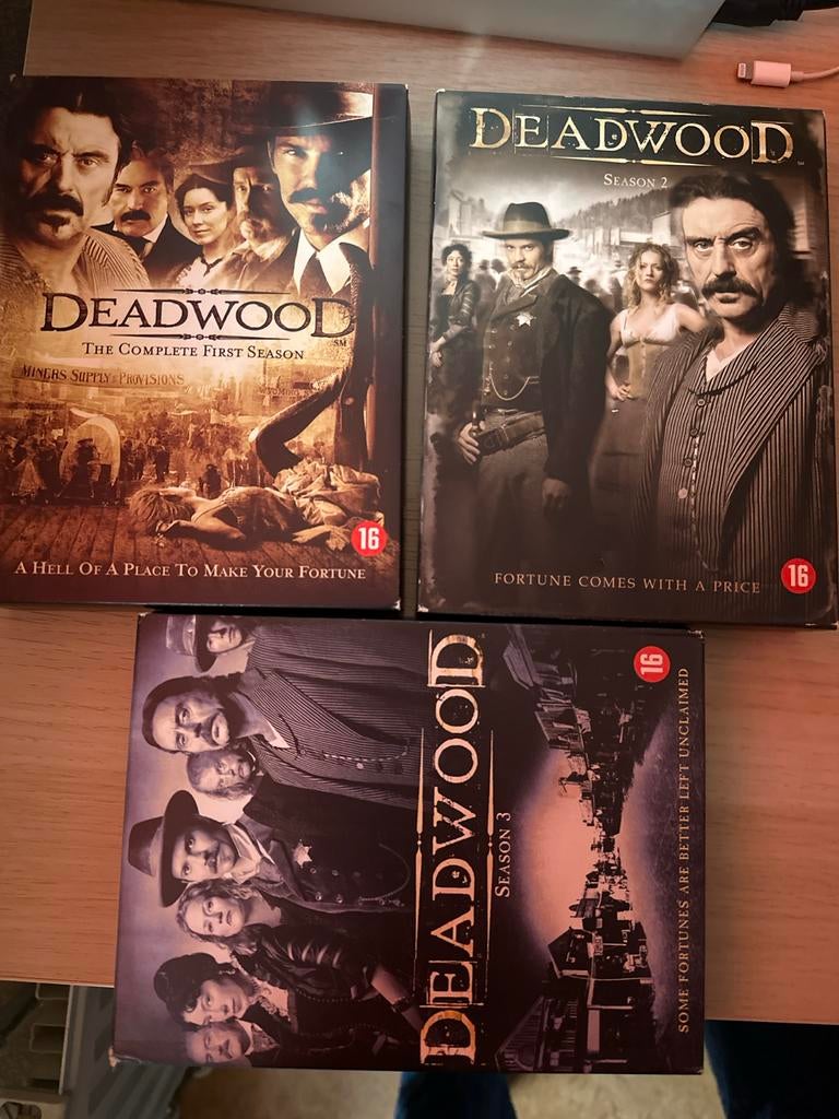Deadwood DVD Seizoen 1, 2 en 3 - Complete Serie, Gebruikt, Vanaf 16 jaar, Boxset, Drama