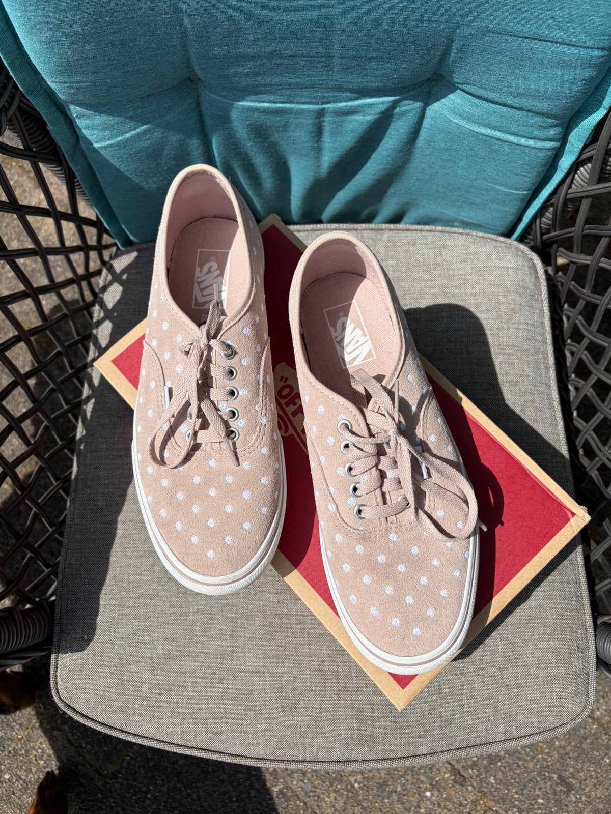 Vans suede polkadot maat 42, Kleding | Dames, Ophalen of Verzenden, Roze, Sneakers of Gympen, Zo goed als nieuw