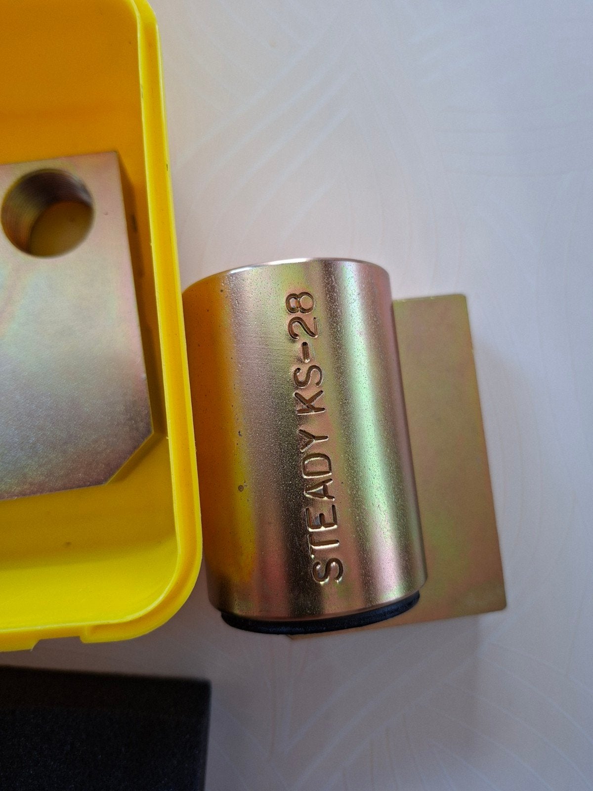Steady KS-28 Dissel slot voor caravan/aanhanger, Ophalen, Zo goed als nieuw