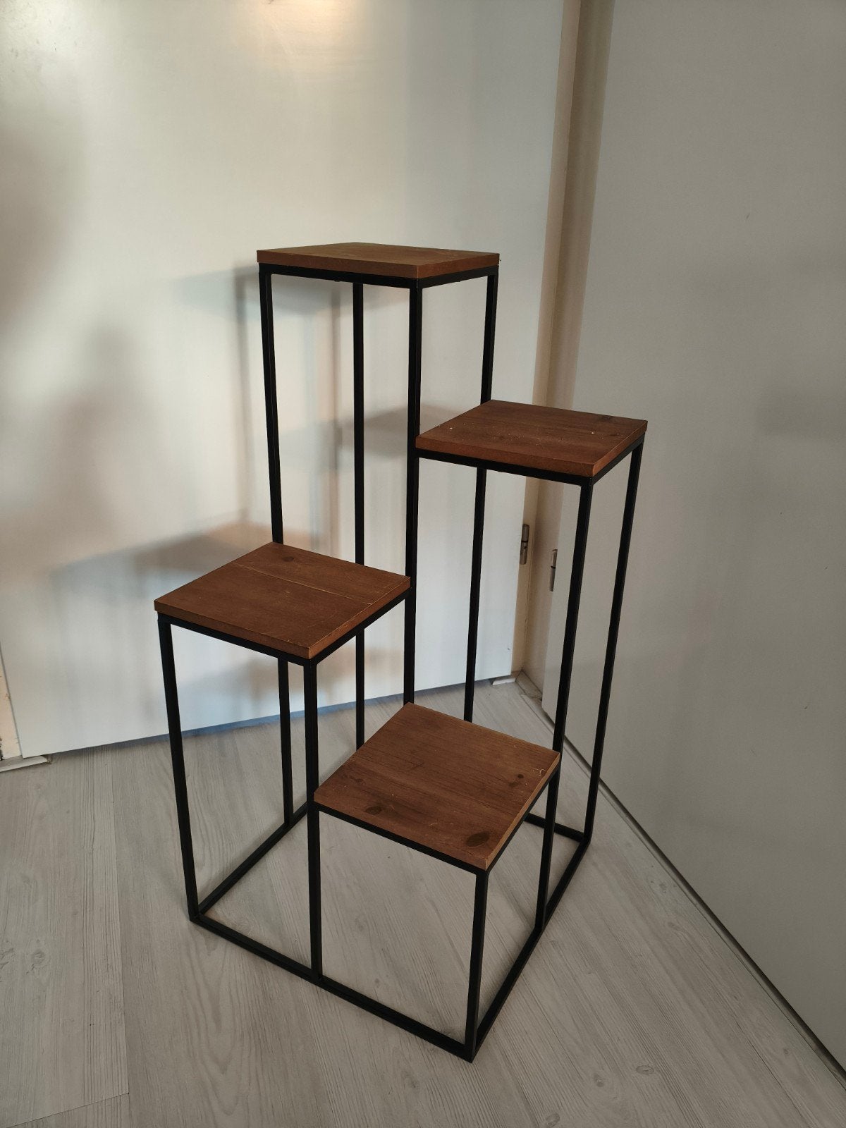 Plantentrap / Plantenrek - Hout en Metaal, Ophalen, Minder dan 55 cm, Gebruikt, Overige vormen