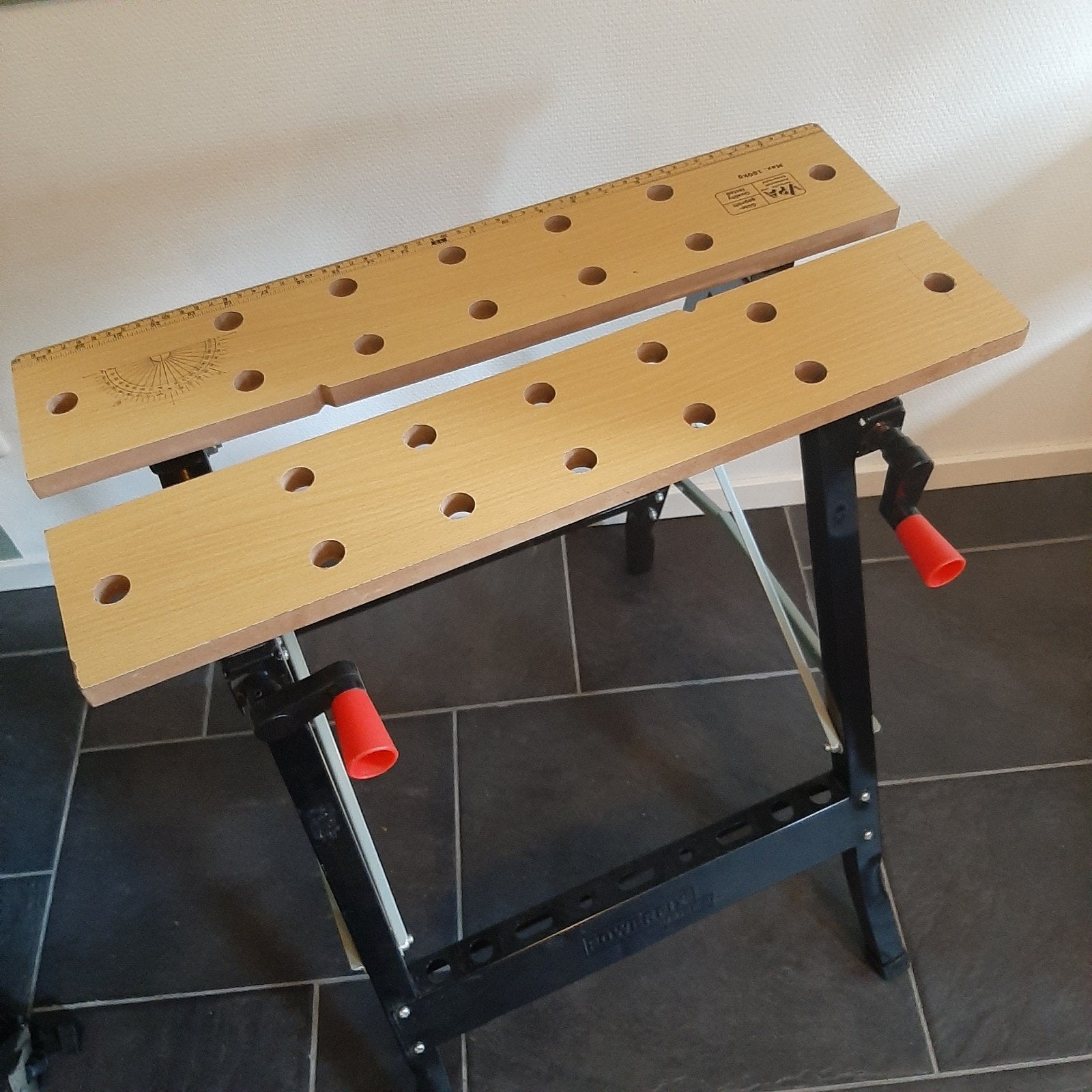 Werkbank- Compact en Inklapbaar, Doe-het-zelf en Verbouw, Ophalen of Verzenden, Gebruikt, Minder dan 70 cm, Inklapbaar