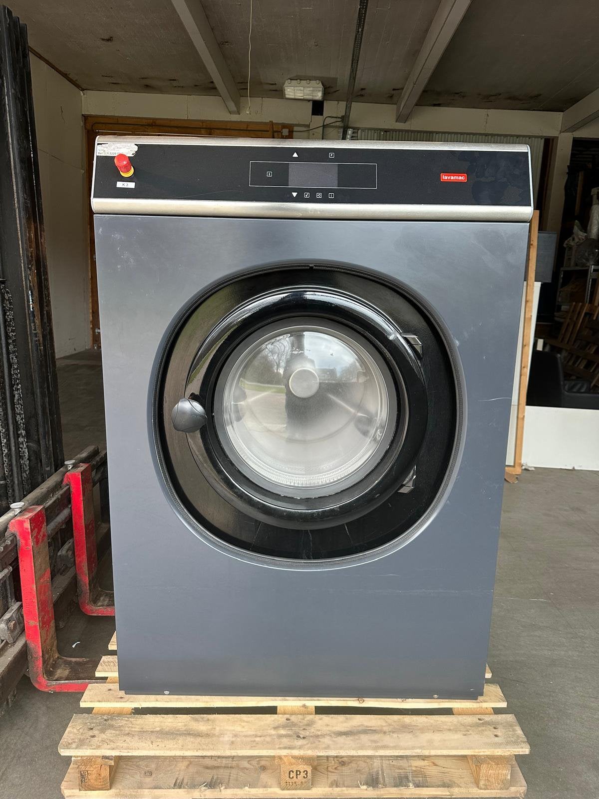 Industriele wasmachine en gasdrogers in zeer goede staat, Ophalen