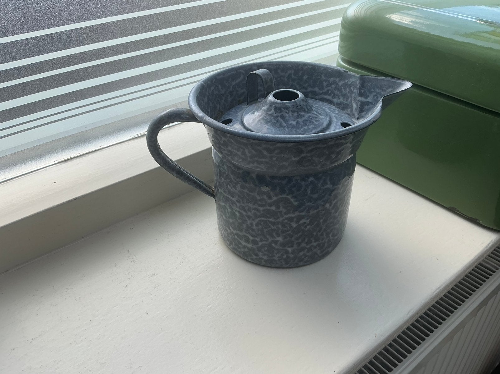 Grijs gewolkte emaille melk koker, Antiek en Kunst, Ophalen of Verzenden