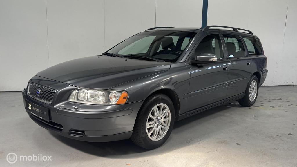 Volvo V70 2.4 Kinetic 170PK / YOUNGTIMER, Auto's, Volvo, Voorwielaandrijving, 1470 kg, 170 pk, Stoelverwarming