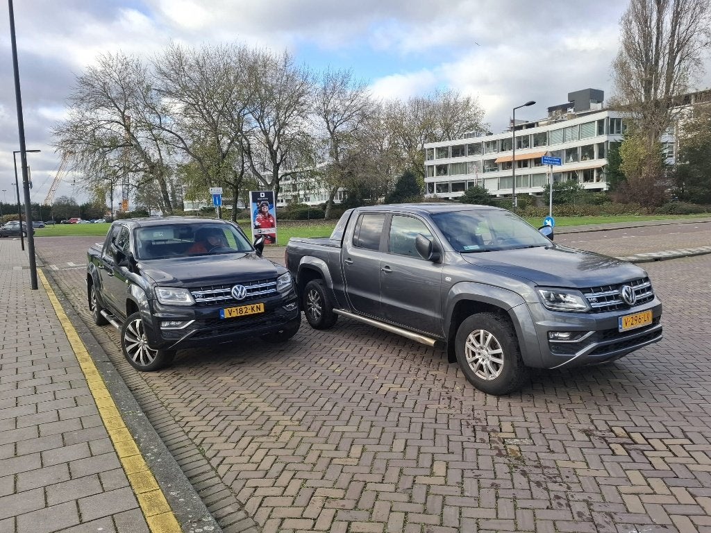 2xVolkswagen Amarok 3.0 TDI 224pk Aut 4MOTION 5PERSONEN LONG, Auto's, Bestelauto's, Particulier, Volkswagen, Diesel, Automaat