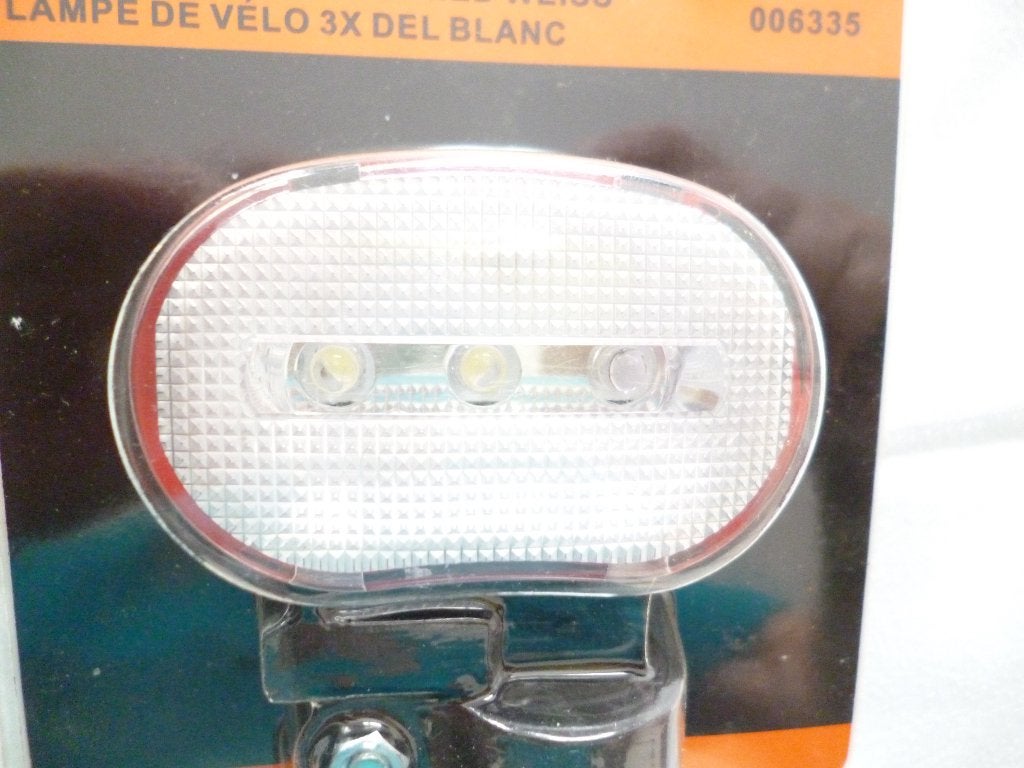 SCHUUROPRUIMING: NIEUWE fietslamp van Benson, Ophalen of Verzenden, Nieuw, Batterij, Verlichtingsset