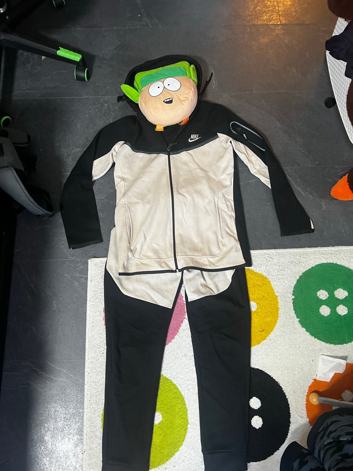 Nike Tech Fleece Trainingspak Zwart/Wit voor kinderen M, Ophalen, Maat 48/50 (M), Zwart, Gedragen