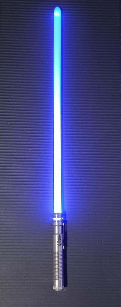 Light Saber Battle Saber Saberforge Incl Oplaadkabel, Verzamelen, Star Wars, Ophalen of Verzenden, Zo goed als nieuw, Gebruiksvoorwerp