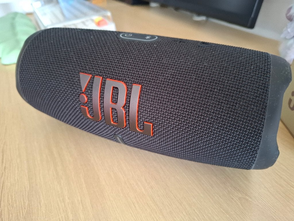 JBL Charge 5, like new, Ophalen, JBL, Zo goed als nieuw, Draagbare speaker