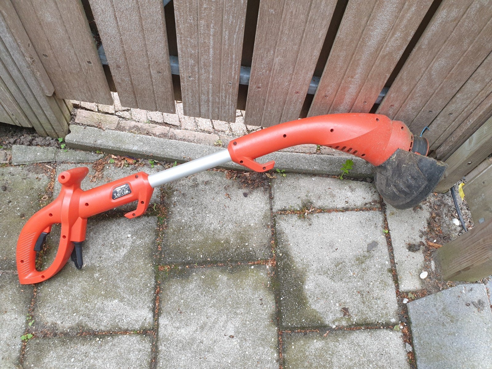 Black and Decker kantenmaaier, Tuin en Terras, Grastrimmers, Ophalen, Zo goed als nieuw, Elektrisch