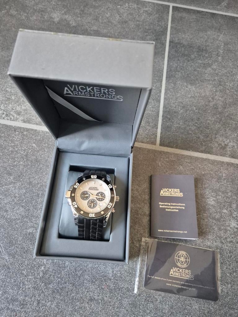 Vickers Armstrong Sports Racer Chronograph Limited Edition, Sieraden, Tassen en Uiterlijk, Horloges | Heren, Ophalen of Verzenden
