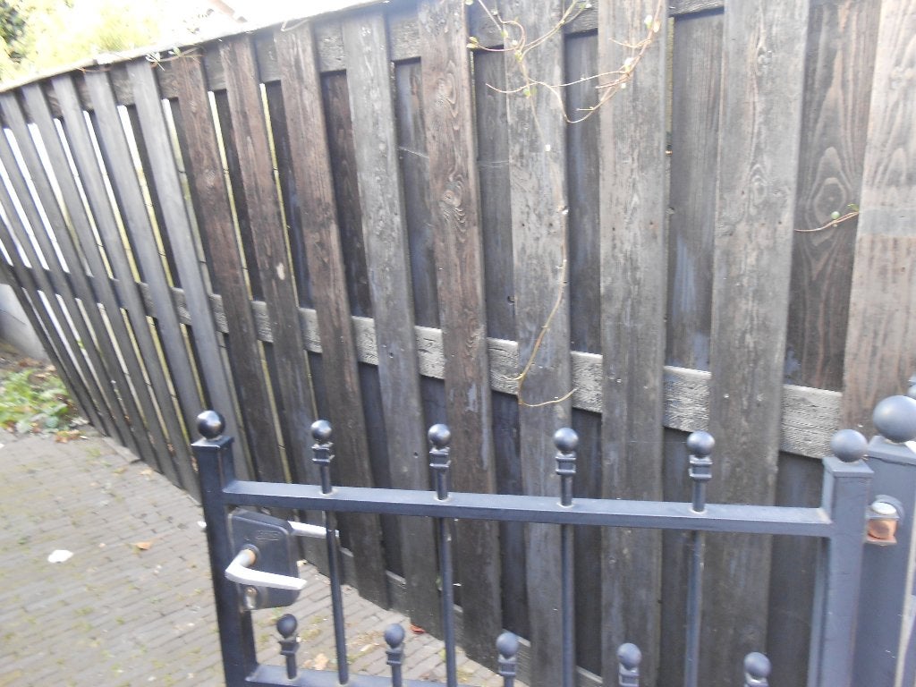 Schutting gratis af te halen, Ophalen, Hout, 3 tot 6 meter, 1 tot 2 meter