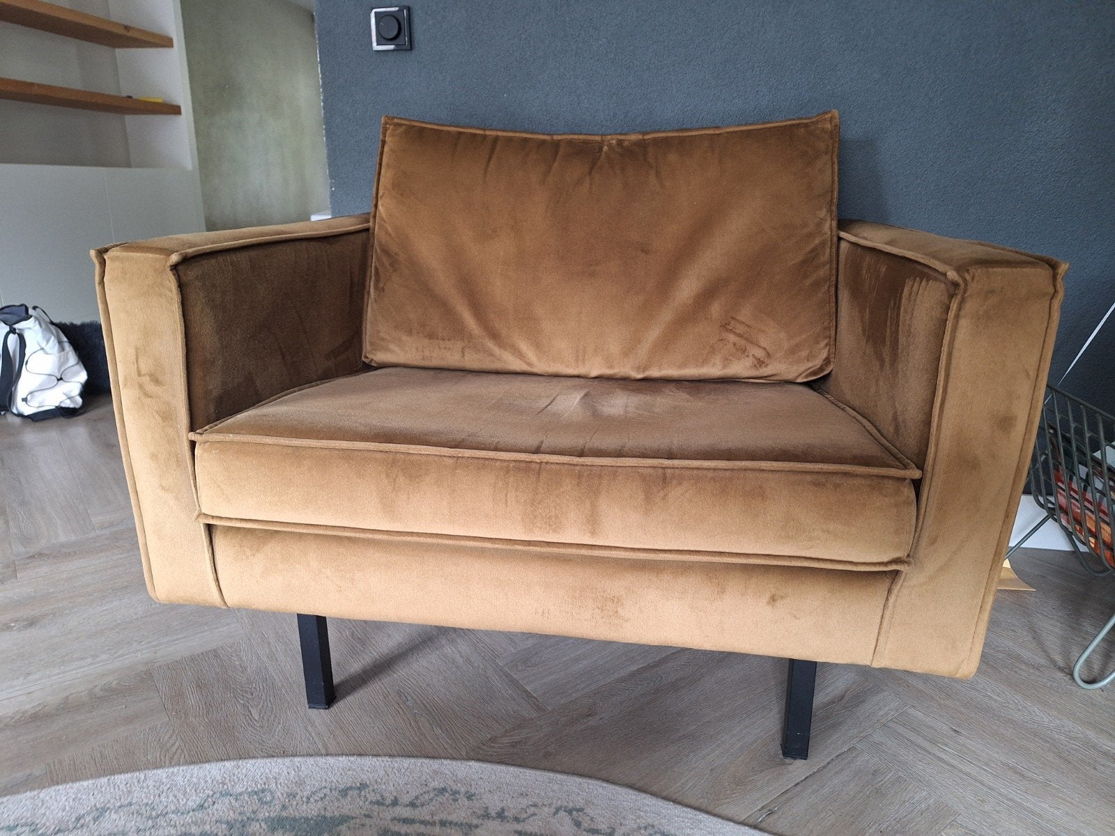 Comfortabele loveseat fauteuil in velours - Okergeel/Bruin, Ophalen, Modern, Comfortabel, Gebruikt, Overige kleuren