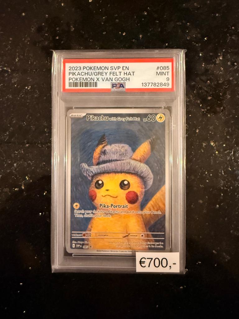 2x Pikachu Van Gogh PSA 9, Hobby en Vrije tijd, Verzamelkaartspellen | Pokémon, Ophalen, Zo goed als nieuw