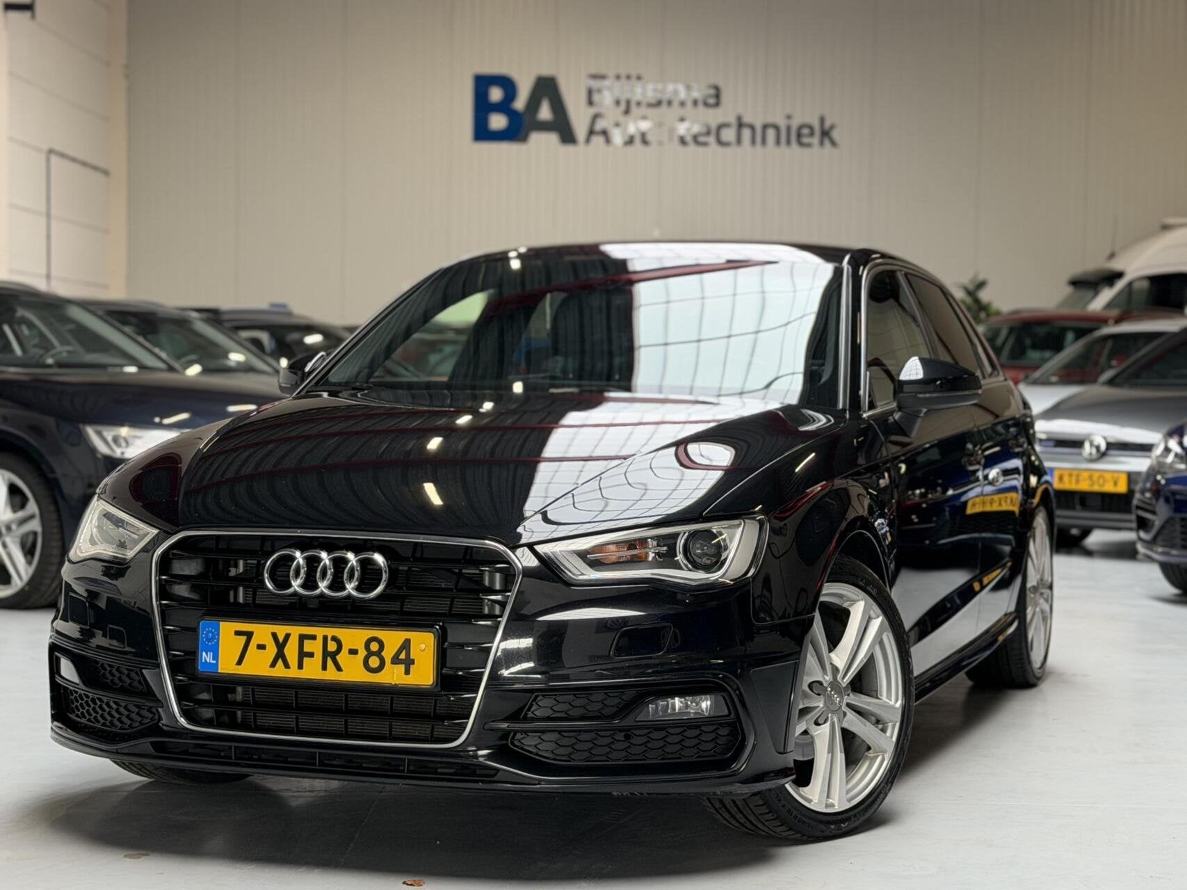 Audi A3 Sportback 1.4 TFSI CoD S-line | 18'' | Xenon | PDC, Auto's, Xenon verlichting, Gebruikt, Euro 6, Zwart