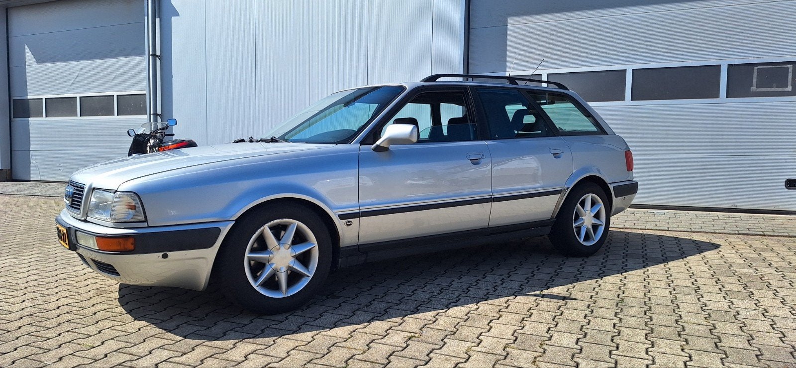 Audi 80 2.6 E Avant 11-2027 APK, Auto's, Audi, Voorwielaandrijving, 1349 kg, Stof, 2598 cc