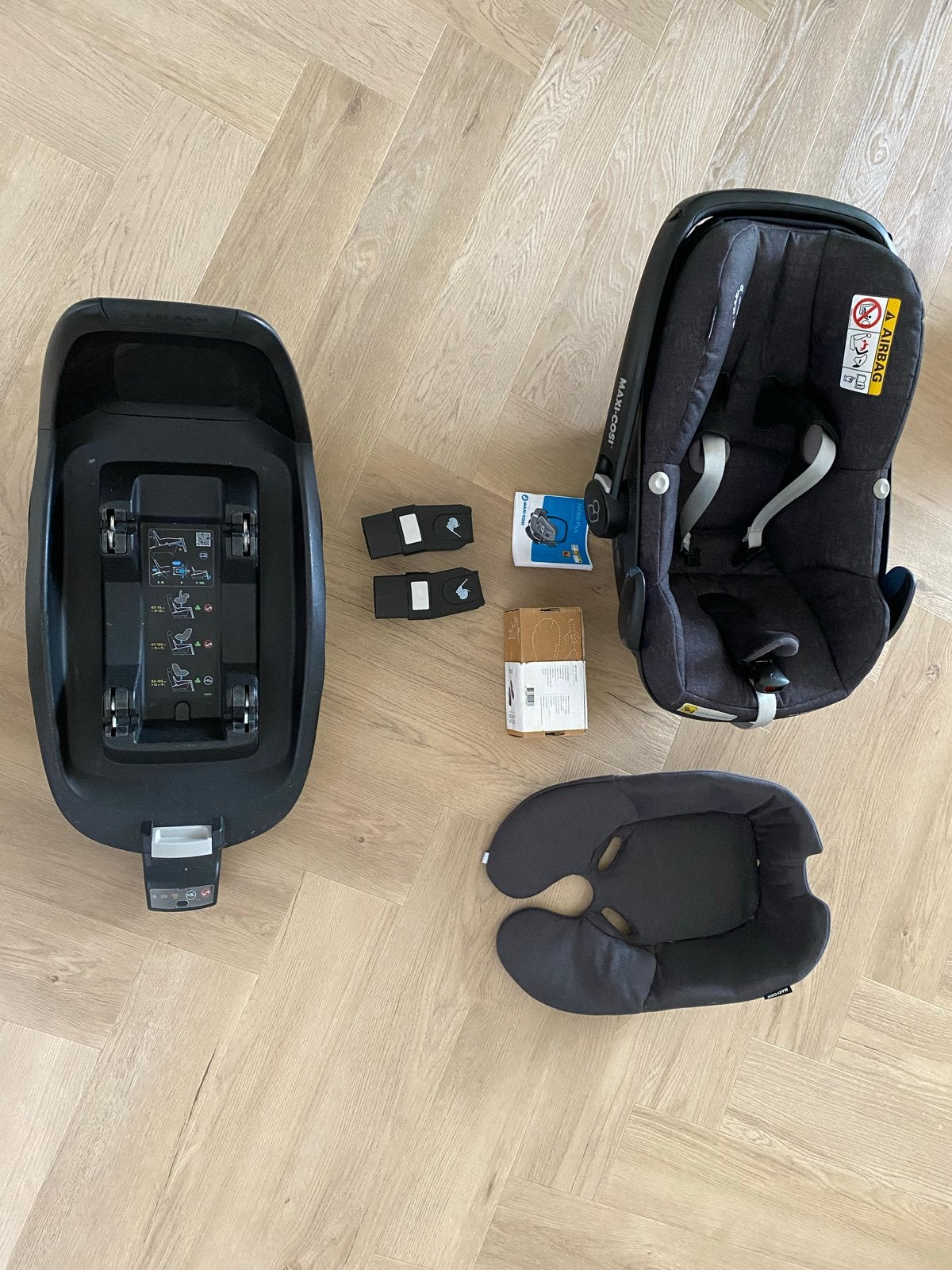 Maxi-Cosi autostoel met 2wayFix base, Kinderen en Baby's, Ophalen, Zijbescherming, Zo goed als nieuw, Isofix