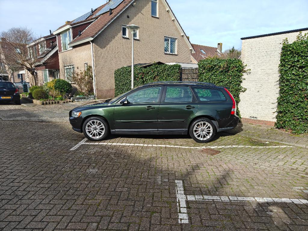Volvo V50 2.4 LPG 2005 Groen Nivomat, Auto's, Volvo, Voorwielaandrijving, 700 kg, Grijs, Particulier