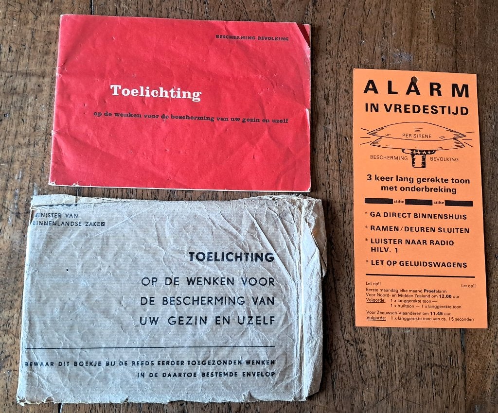Bescherming Bevolking–Wenken voor de bescherming 1961 alarm, Verzamelen, Ophalen of Verzenden, Landmacht, Nederland, Overige typen