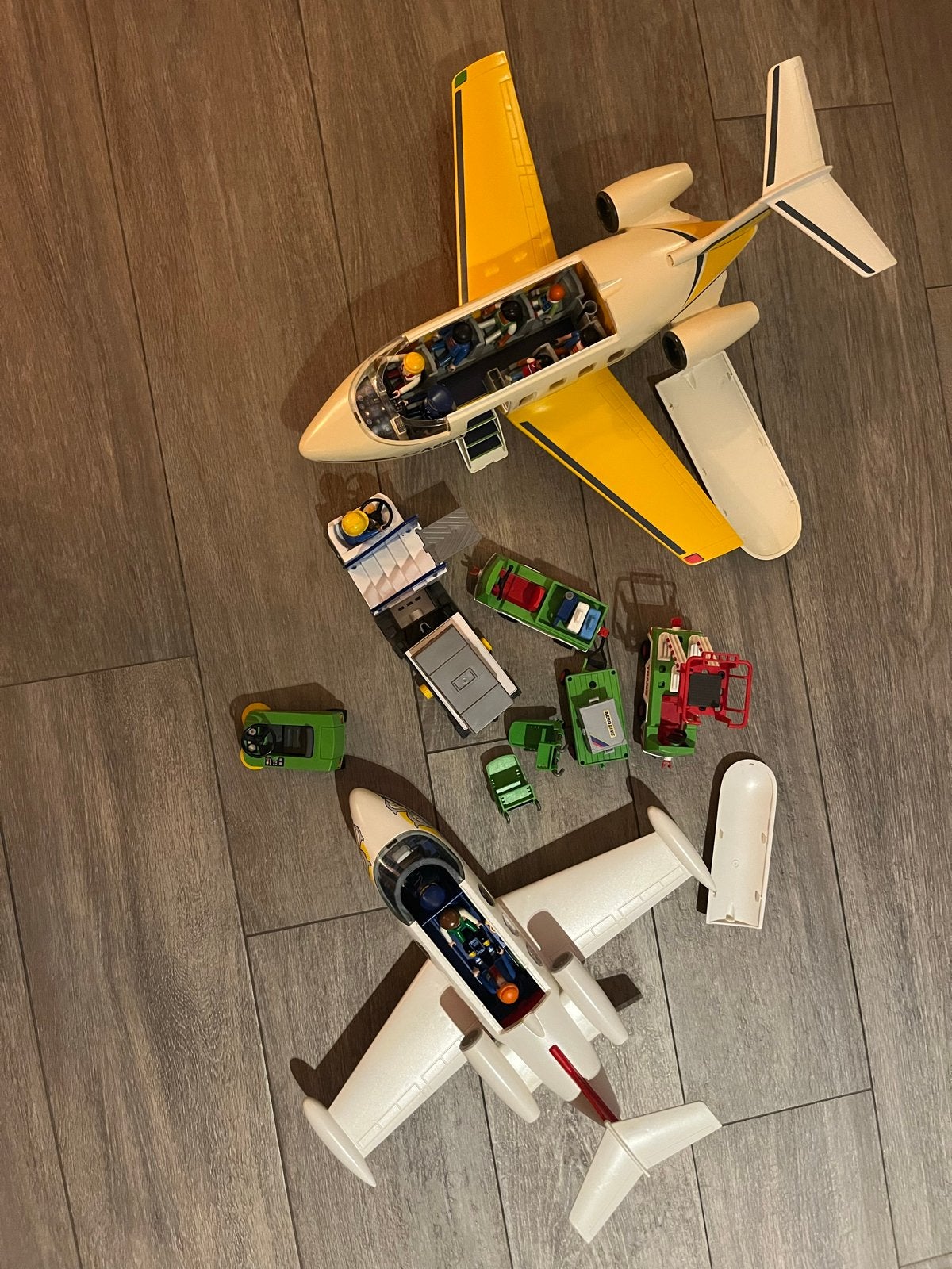 Grote Playmobil Luchthaven Set: 2 Vliegtuigen, Toren & Termi, Gebruikt, Complete set, Voertuig, Ophalen of Verzenden