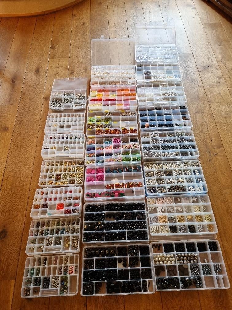 Wegens opruiming - Grote partij acrylkralen, Ophalen, Nieuw, Kraal
