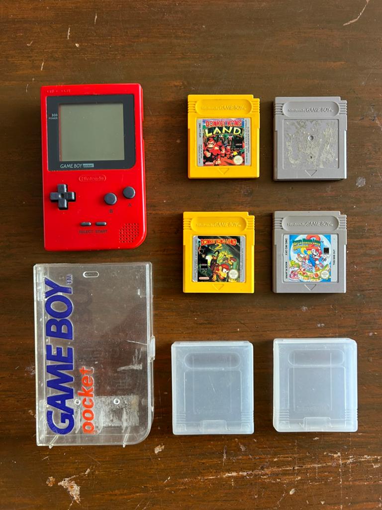 GameBoy pocket met 4 spellen, Spelcomputers en Games, Ophalen of Verzenden, Zo goed als nieuw, Game Boy Pocket