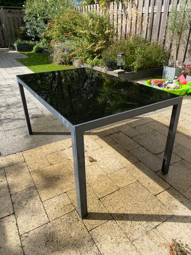 Intratuin tuintafel 150x90 cm met glazen blad, Tuin en Terras, Tuintafels, Ophalen, Gebruikt, Rechthoekig, Overige materialen