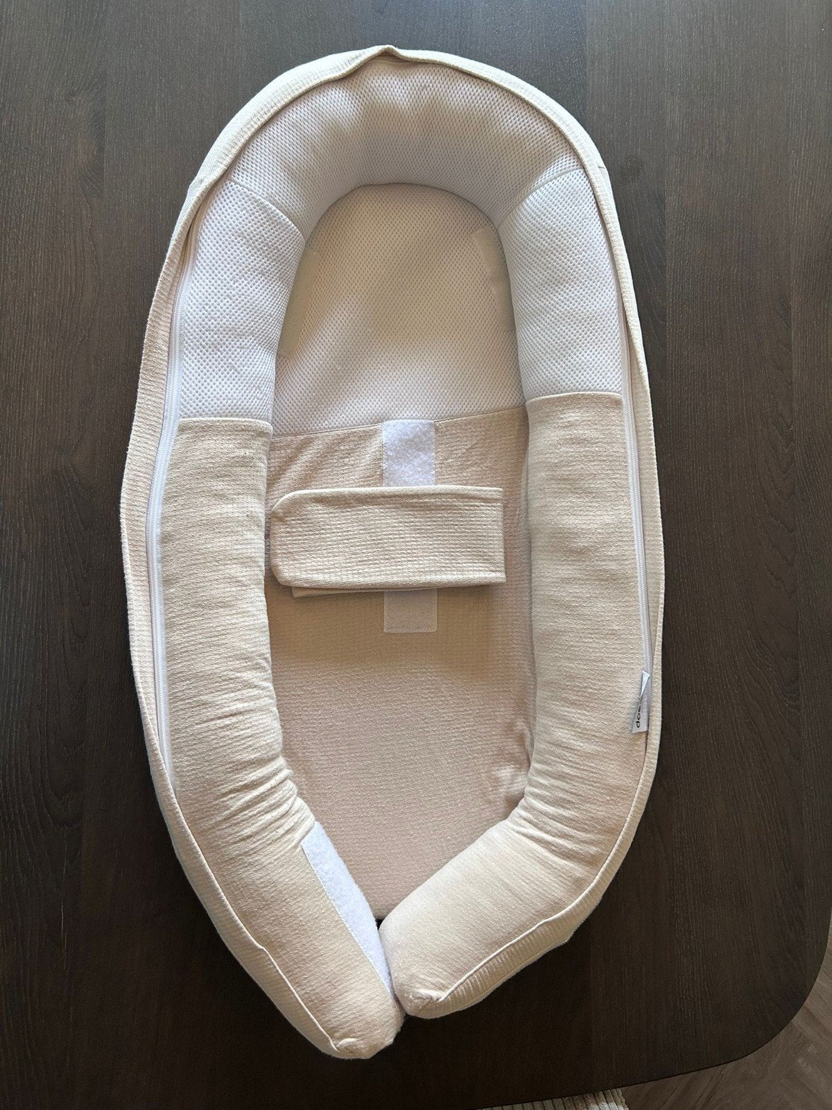 Doomoo Cocoon babynestje - Beige - Zo goed als nieuw, Ophalen of Verzenden, Zo goed als nieuw