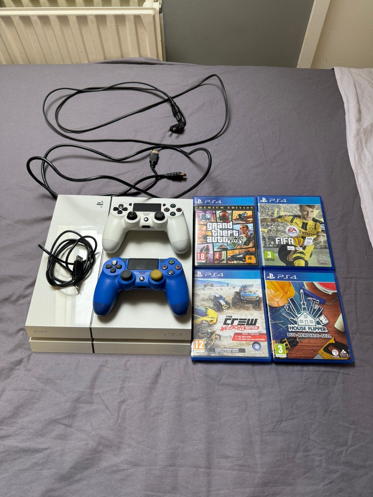 Playstation 4 wit 2 controllers, Spelcomputers en Games, Spelcomputers | Sony PlayStation 4, Ophalen, Zo goed als nieuw, Met 2 controllers