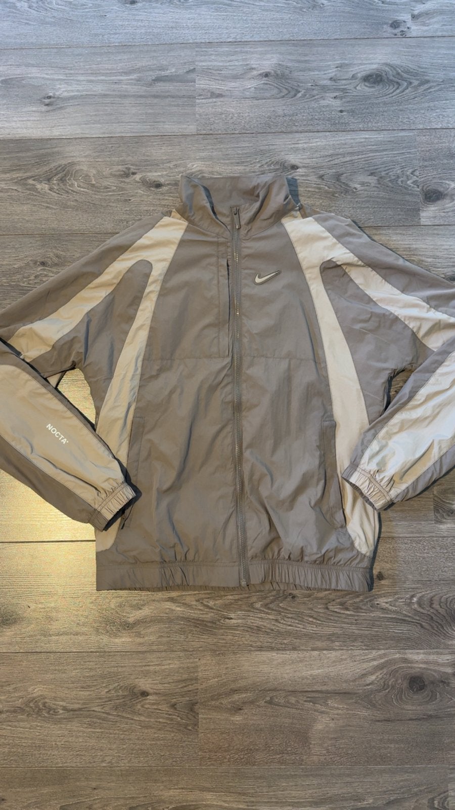 Nike Nocta Vest XL (valt klein), Kleding | Heren, Verzenden, Zo goed als nieuw, Maat 56/58 (XL), Beige
