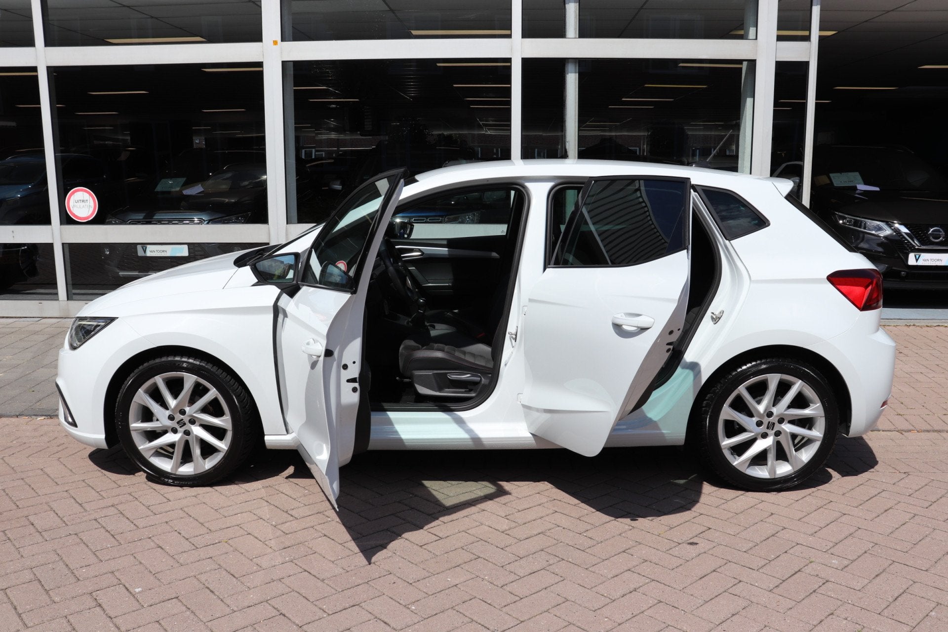 SEAT Ibiza 1.0 EcoTSI FR. Navigatie. Full-led. (bj 2022), Auto's, Seat, Gebruikt, 580 kg, Parkeersensor, Handgeschakeld