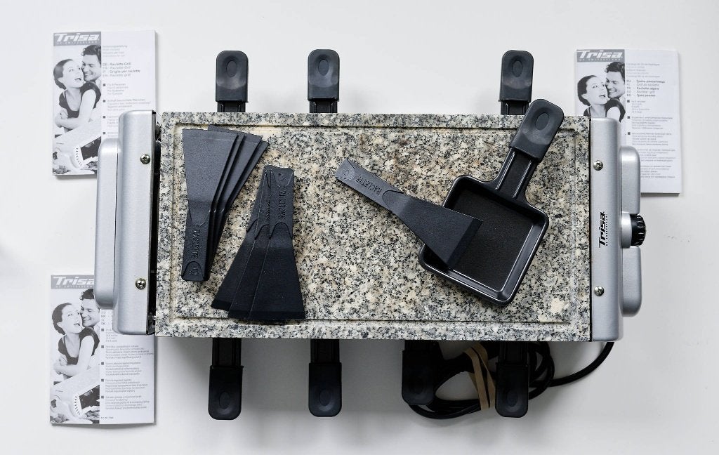 Raclette Grill Steen - Trisa (Zwitserland), Ophalen, Zo goed als nieuw, 4 t/m 7 personen