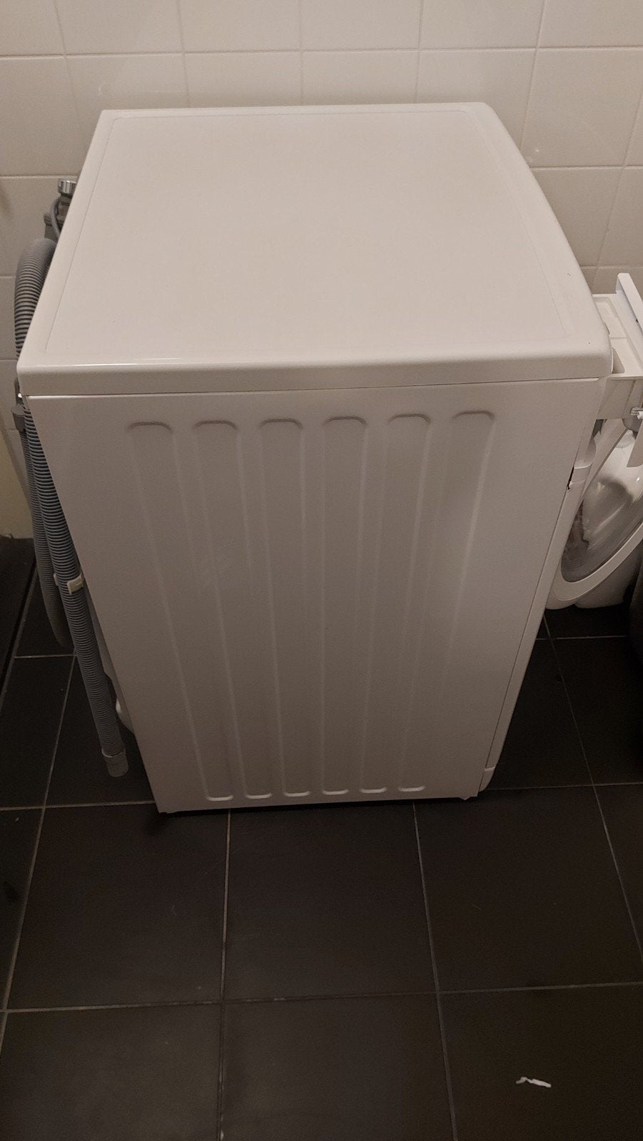 Whirlpool Wasmachine:

- 8kg
- 1400 Toeren p/m
- A+++ Klasse, Ophalen of Verzenden, Minder dan 60 cm, 160 cm of meer
