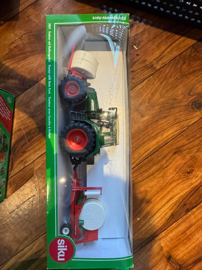 Siku Fendt balenwikkelset nieuwstaat, Ophalen of Verzenden, Zo goed als nieuw, Hijskraan, Tractor of Landbouw, SIKU