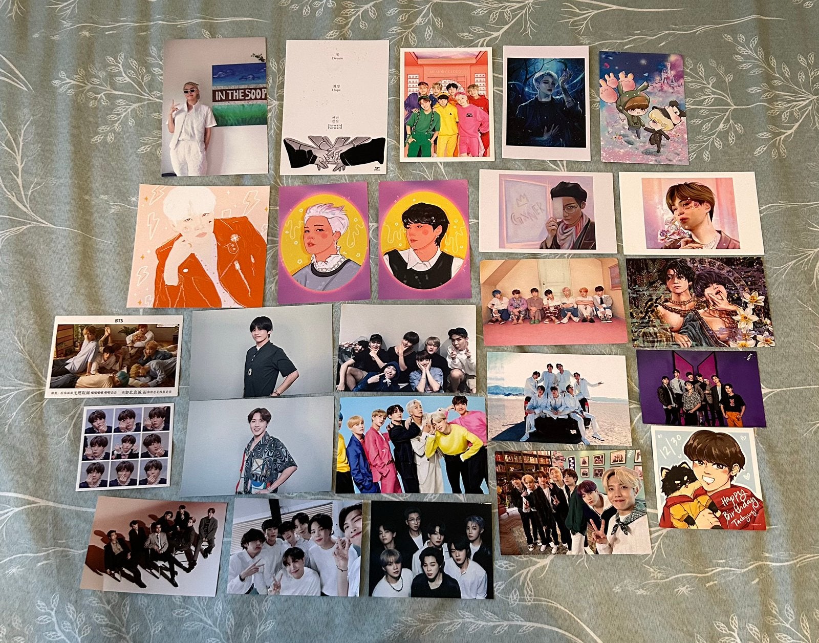 25 bts foto kaartjes, Verzamelen, Muziek, Artiesten en Beroemdheden, Ophalen of Verzenden, Zo goed als nieuw, Foto of Kaart
