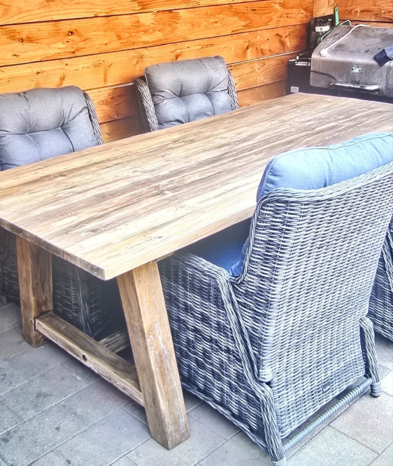 Robuuste houten tuintafel 220x100 + 4 verstelbare stoelen, Ophalen, 4 zitplaatsen, Eettafel, Teakhout