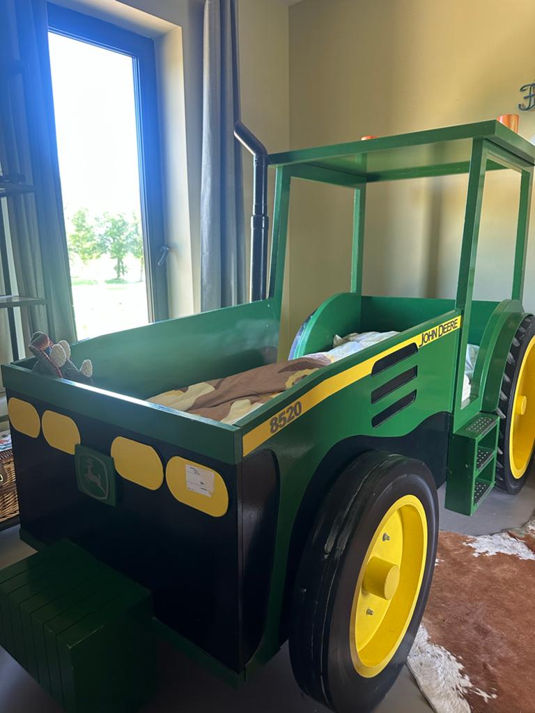 Uniek Tractorbed voor kleine boeren/boerinnetjes, Kinderen en Baby's, Kinderkamer | Bedden, Ophalen, Matras, 180 cm of meer, 100 cm of meer
