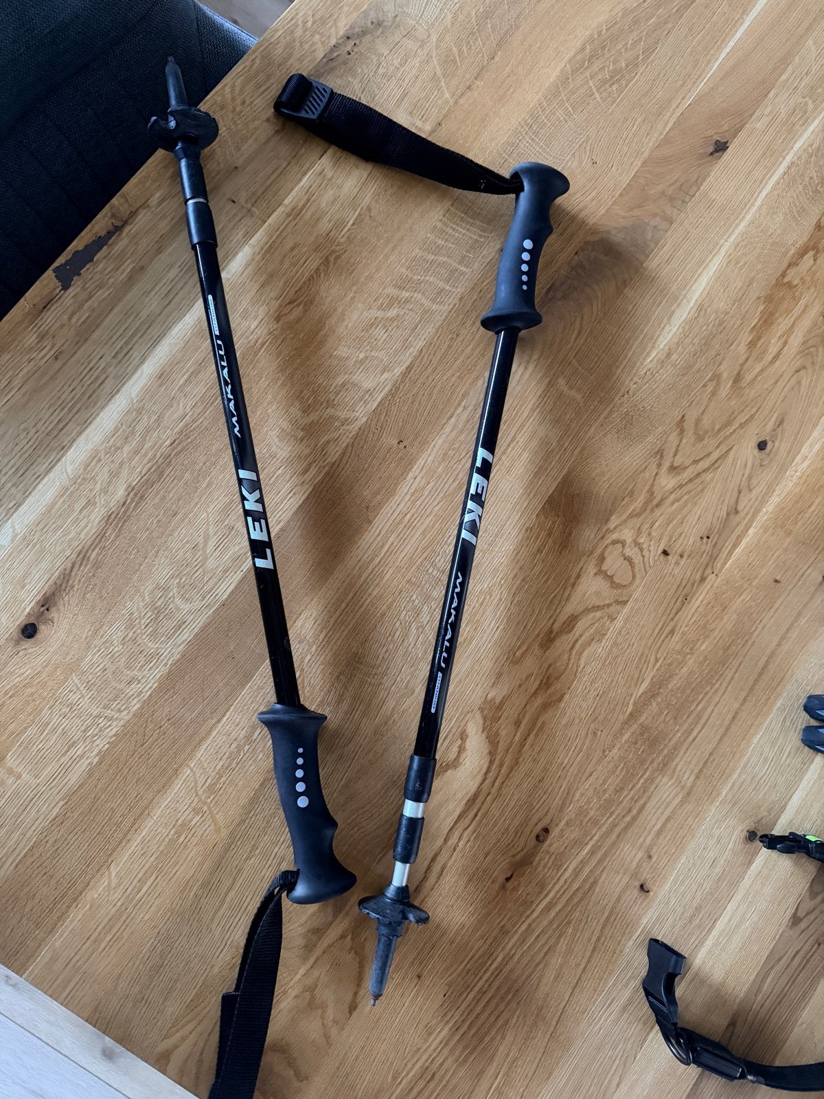 Leki Makalu Lite Titanium Wandelstokken, Ophalen of Verzenden, Gebruikt, Wandelstok