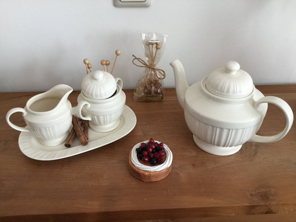 Servies Queens garden, Huis en Inrichting, Keuken | Servies, Overige typen, Ophalen of Verzenden, Zo goed als nieuw, Overige stijlen