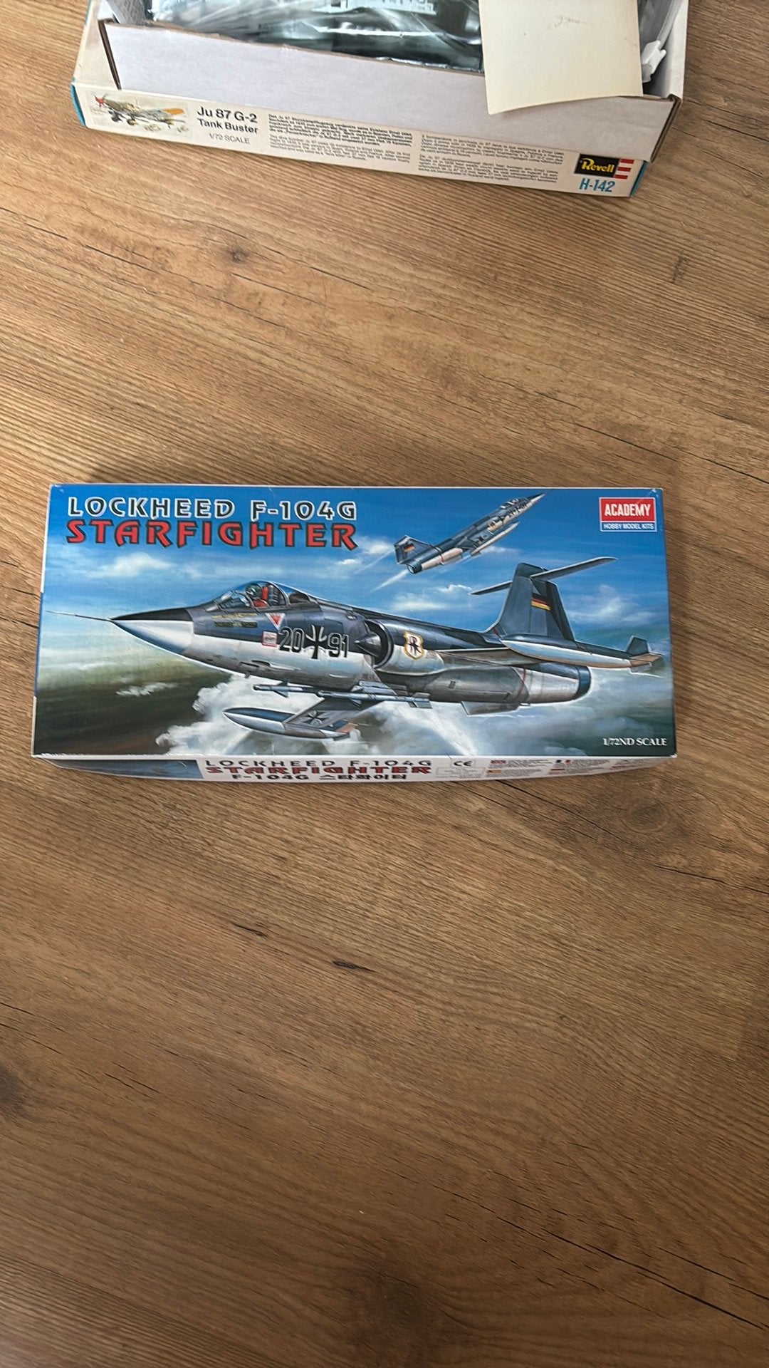 1/72 F-104G Starfighter vliegtuig Academy KLU Dutch no decal, 1:72 tot 1:144, Revell, Ophalen of Verzenden, Zo goed als nieuw