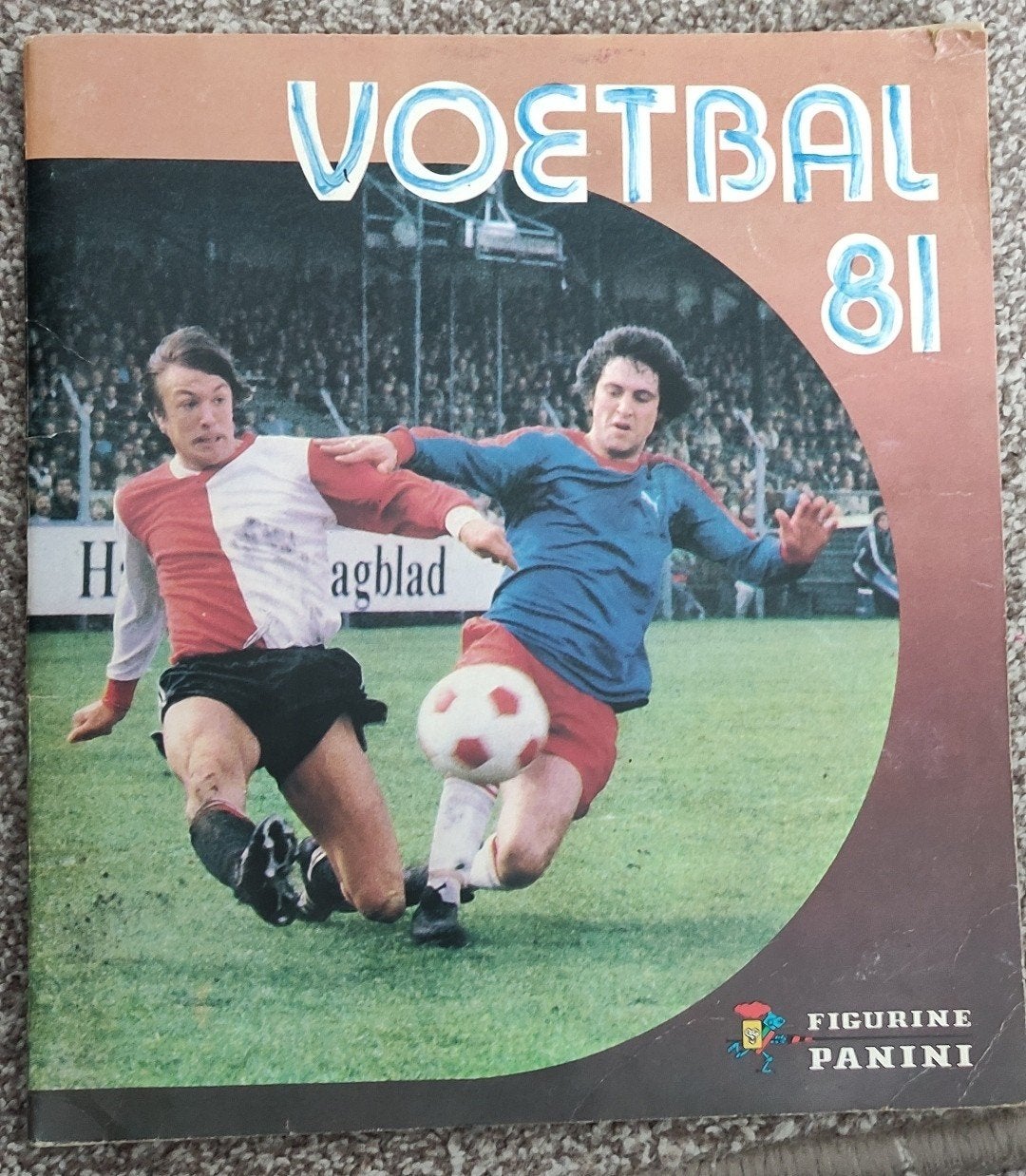 Panini Voetbal 81 Album - Compleet met spelerskaarten, Ophalen of Verzenden, Gebruikt, Poster, Plaatje of Sticker