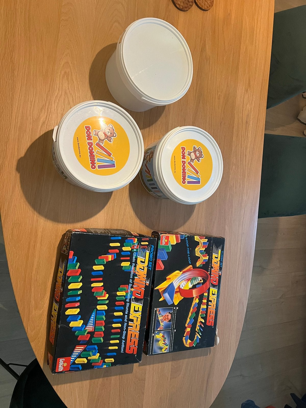 Grote verzameling Dominos en Domino Express sets, Ophalen, Gebruikt