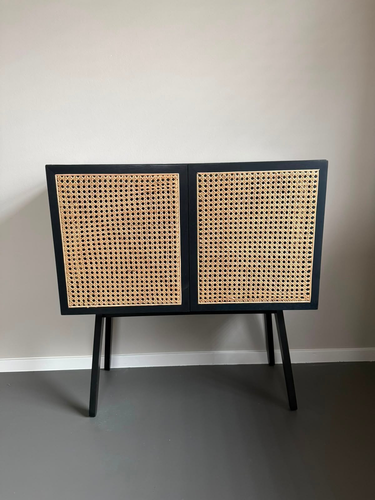 Dressoir Zwart, Ophalen, Overige materialen, Zo goed als nieuw, 25 tot 50 cm